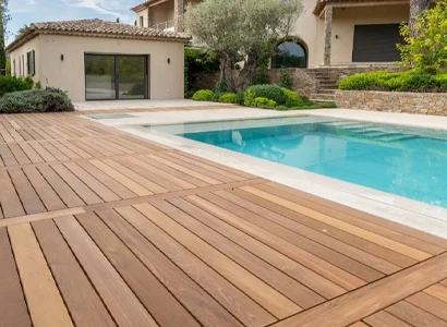 Une terrasse en bois exotique